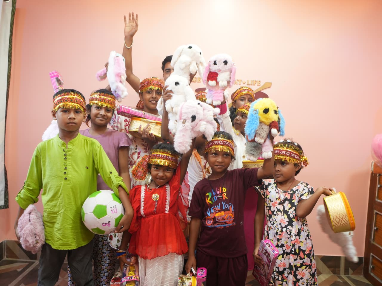 120 Army village and children support in India
